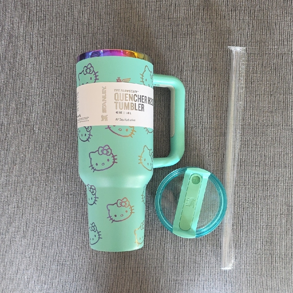 Stanley Mint Green Quencher H2.0 Tumbler, 40oz. With Hello Kitty, New - Picture 8 of 10